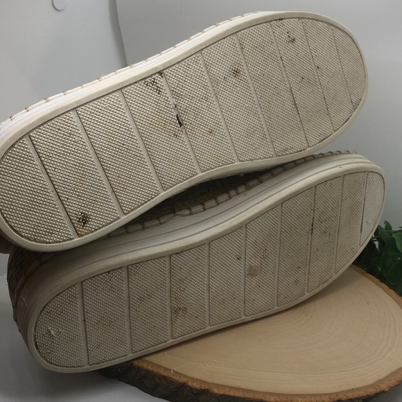 J/Slides Kelly Woven Leather Taupe  Slip On Sneakers-Size 7 - Picture 6 of 8